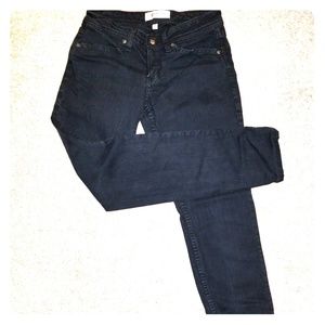 Black skinny jean